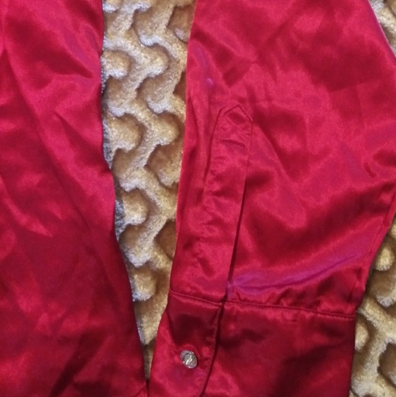 Silky red George button down - Picture 4 of 4